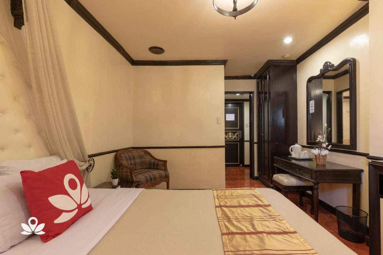 Zen Rooms Camelot Hotel Qc Quezon City Exterior photo